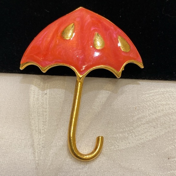 Vintage Jewelry - Vintage Gold And Enamel Umbrella Brooch Pin